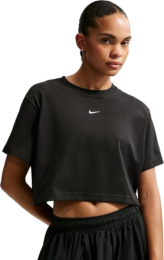 nike womens regular fit sportswear essential t shirt nike womens regular fit sportswear essential t shirt