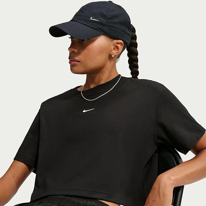 nike womens regular fit sportswear essential t shirt nike womens regular fit sportswear essential t shirt